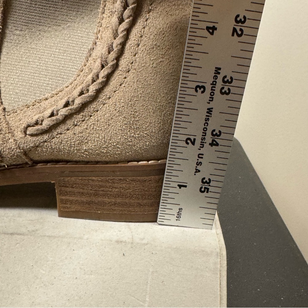 Earth Etnika Bootie, 10W, Taupe color, NWOT - Picture 6 of 15